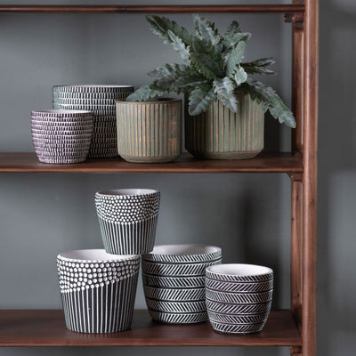 Dashi Pot in Black and White - Niamh Carter Interiors